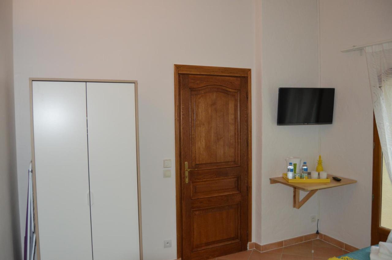 Villa Asunda B&B Spa & Sauna, Chambres D'Hotes Saint-Maximin Exterior foto