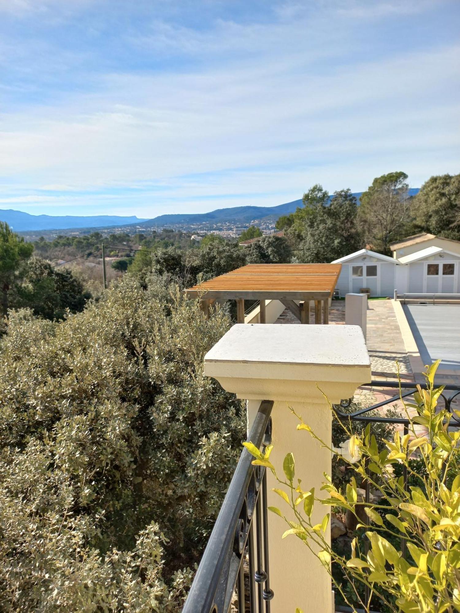 Villa Asunda B&B Spa & Sauna, Chambres D'Hotes Saint-Maximin Exterior foto